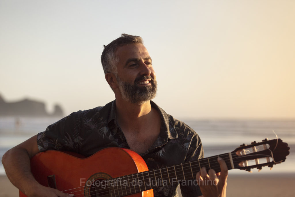 Paul Bosaunder Guitarra Flamenco Sevilla Nueva Zelanda Mar y Tierra.