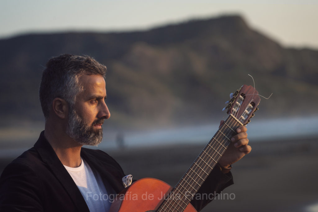 Paul Bosaunder Guitarra Flamenco Sevilla Nueva Zelanda Mar y Tierra 2